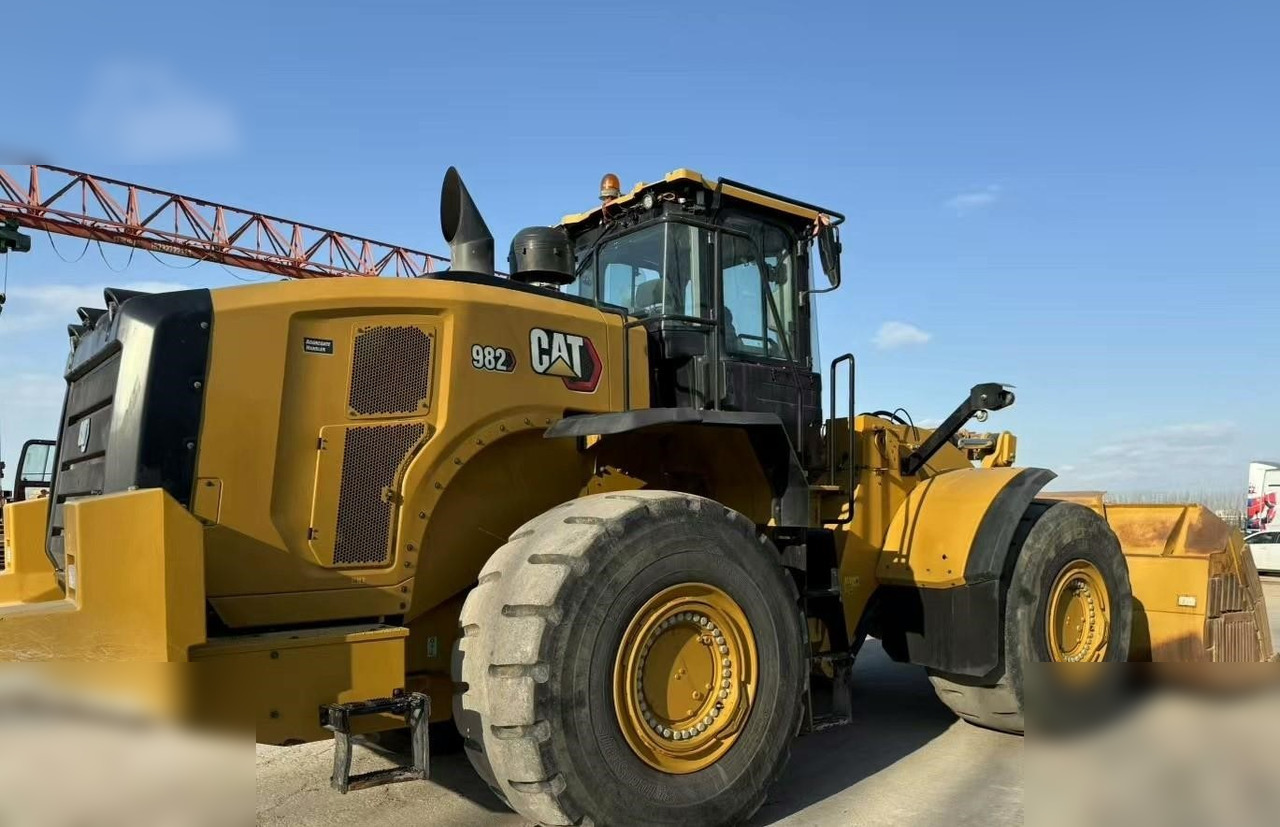 2022 CATERPILLAR 982 - Натоварувач на тркала: слика 2 2022 CATERPILLAR 982 - Натоварувач на тркала: слика 2