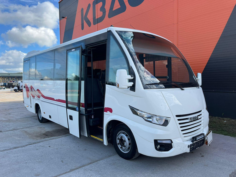 Iveco Daily Rapido 4x2 AC / WEBASTO / 30 SEATS - Минибус, Патничко комбе: слика 1 Iveco Daily Rapido 4x2 AC / WEBASTO / 30 SEATS - Минибус, Патничко комбе: слика 1