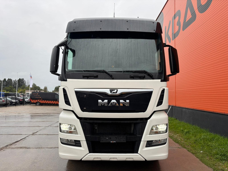 MAN TGX 28.480 6x2 XXL CAB / INTARDER / DOUBLE BOGIE - Камион влекач: слика 3 MAN TGX 28.480 6x2 XXL CAB / INTARDER / DOUBLE BOGIE - Камион влекач: слика 3