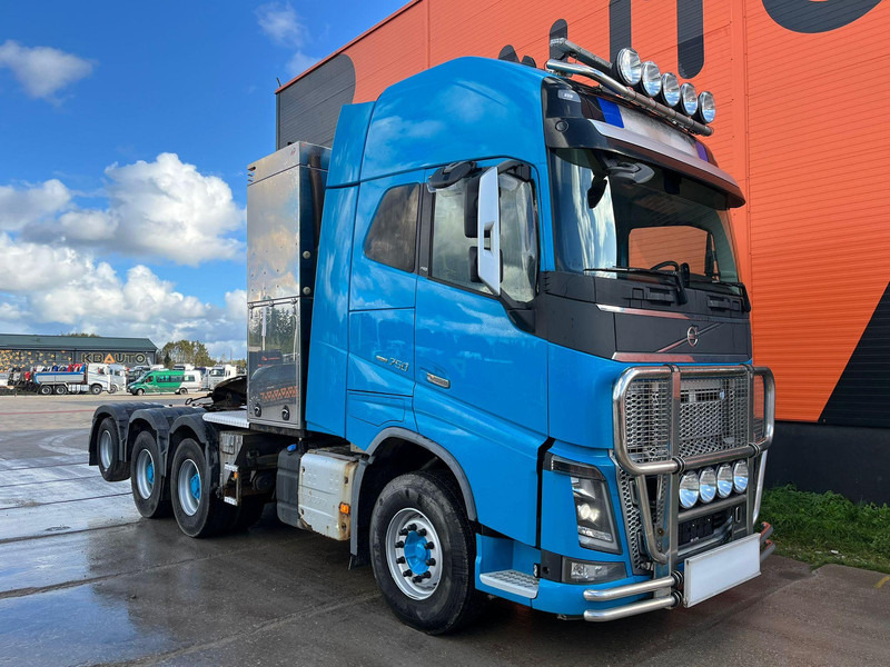 Volvo FH 16 750 8x4 GCW 130 ton / GLOBE XL / HYDRAULICS / BIG AXLES - Камион влекач: слика 3 Volvo FH 16 750 8x4 GCW 130 ton / GLOBE XL / HYDRAULICS / BIG AXLES - Камион влекач: слика 3