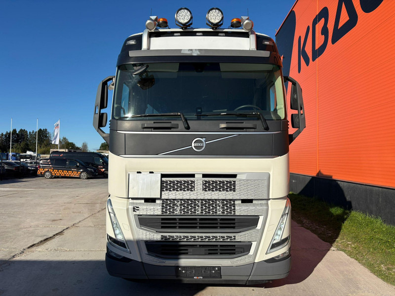 Volvo FH 500 6x2 GLOBE XL / RETARDER / HYDRAULICS / DOUBLE BOGIE - Камион влекач: слика 3 Volvo FH 500 6x2 GLOBE XL / RETARDER / HYDRAULICS / DOUBLE BOGIE - Камион влекач: слика 3