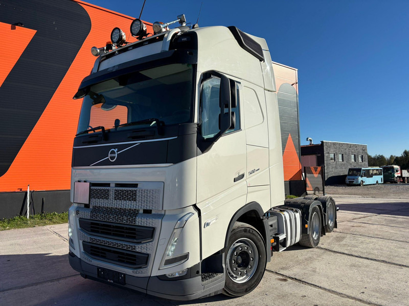 Volvo FH 500 6x2 GLOBE XL / RETARDER / HYDRAULICS / DOUBLE BOGIE - Камион влекач: слика 2 Volvo FH 500 6x2 GLOBE XL / RETARDER / HYDRAULICS / DOUBLE BOGIE - Камион влекач: слика 2