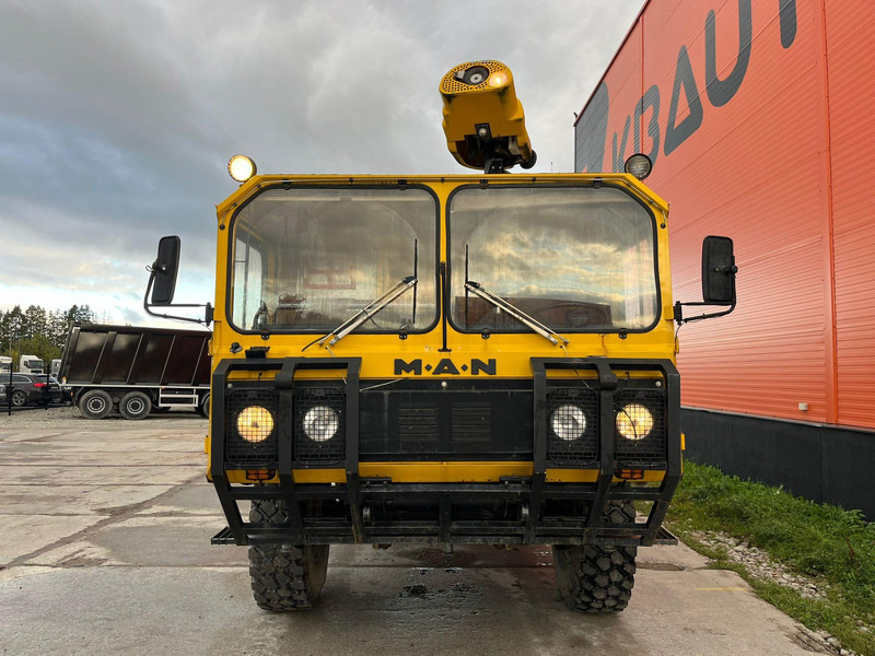MAN DAF 14.440 4x4 Rosenbauer R280HN2 / 2800 l/min - 15 bar / 300 l/min - 40 bar / tanks 178 + 1546 l - Противпожарен камион: слика 3 MAN DAF 14.440 4x4 Rosenbauer R280HN2 / 2800 l/min - 15 bar / 300 l/min - 40 bar / tanks 178 + 1546 l - Противпожарен камион: слика 3