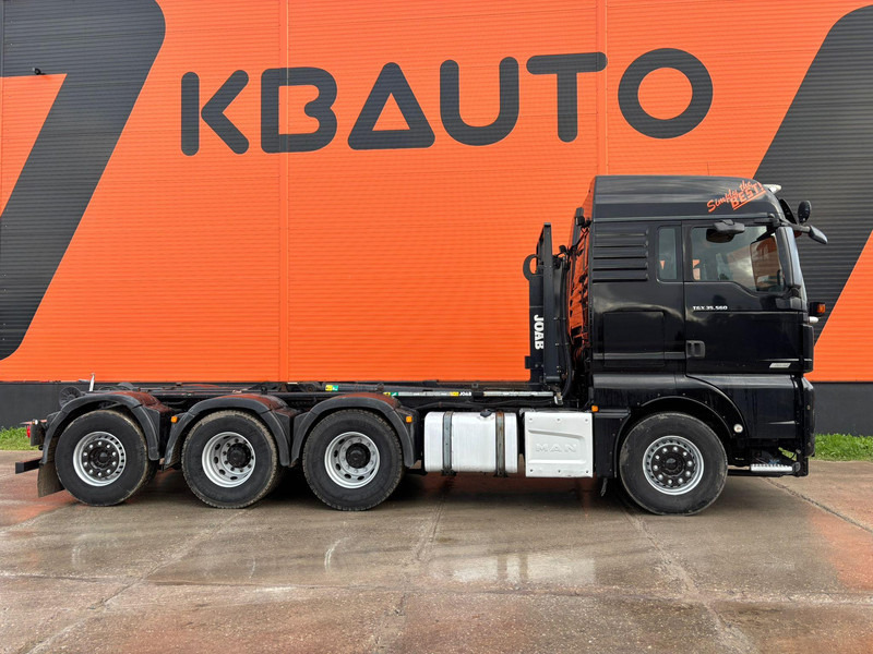 MAN TGX 35.560 8x4*4 LOW MILEAGE ! / INTARDER / JOAB 24 ton / L=5600 mm / SNOW PLOW EQUIPMENT - Камион со кука за подигање: слика 4 MAN TGX 35.560 8x4*4 LOW MILEAGE ! / INTARDER / JOAB 24 ton / L=5600 mm / SNOW PLOW EQUIPMENT - Камион со кука за подигање: слика 4
