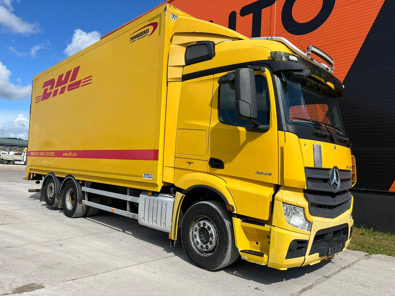 Mercedes-Benz Actros 2545 6x2*4 BOX L=7400mm - Камион сандучар: слика 3 Mercedes-Benz Actros 2545 6x2*4 BOX L=7400mm - Камион сандучар: слика 3