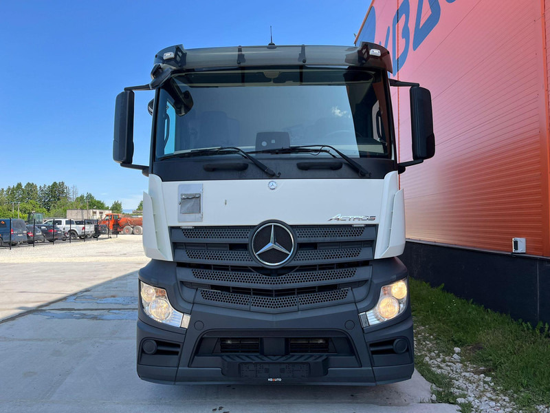 Mercedes-Benz Actros 2545 6x2 BOX L=7526 mm - Камион сандучар: слика 2 Mercedes-Benz Actros 2545 6x2 BOX L=7526 mm - Камион сандучар: слика 2
