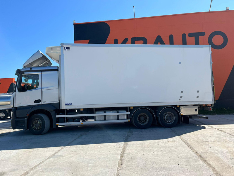 Камион ладилник Mercedes-Benz Actros 2551 6x2 LUMIKKO L7 / BOX L=7609 mm: слика 9