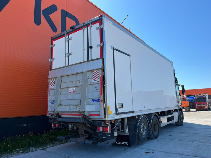 Камион ладилник Mercedes-Benz Actros 2551 6x2 LUMIKKO L7 / BOX L=7609 mm: слика 6
