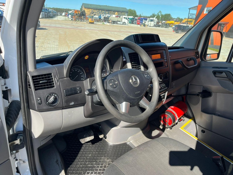 Минибус, Патничко комбе Mercedes-Benz Sprinter 516 CDI 19 + 1 SEATS / DRIVER AC: слика 10