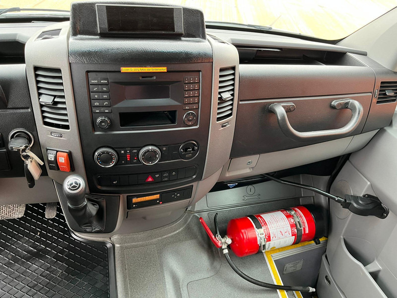 Минибус, Патничко комбе Mercedes-Benz Sprinter 516 CDI 22 + 1 SEATS: слика 14