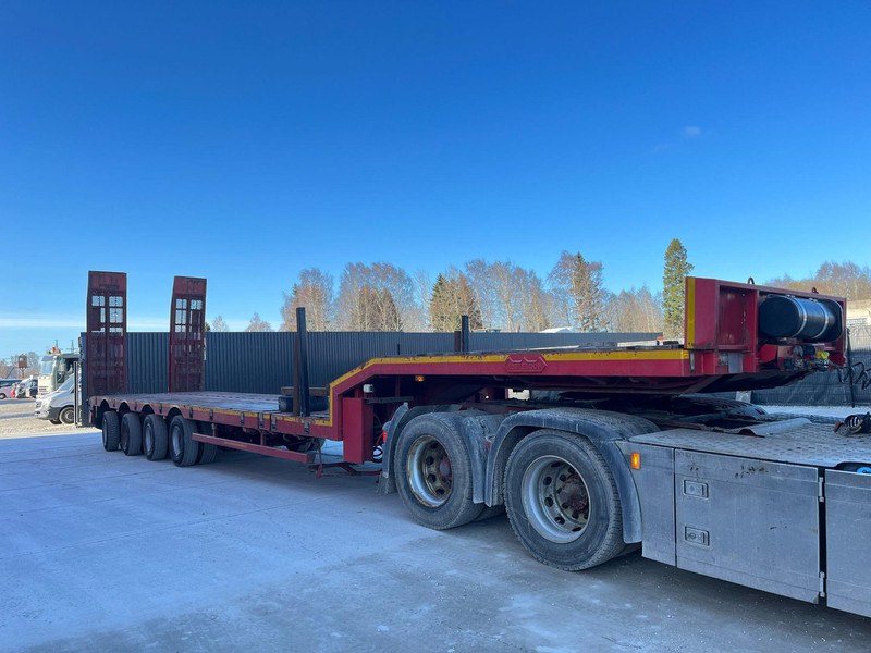 Nooteboom MCO-58-04V PLATFORM 9900 mm + 6100 + 6400 mm EXTENDABLE / LOADING HEIGHT 860 mm / ALL STEERED AXLES - Полуприколка за низок утовар: слика 3 Nooteboom MCO-58-04V PLATFORM 9900 mm + 6100 + 6400 mm EXTENDABLE / LOADING HEIGHT 860 mm / ALL STEERED AXLES - Полуприколка за низок утовар: слика 3