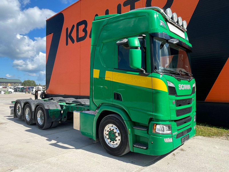 Scania R500 8x4*4 9 TON FRONT AXLE / PTO / RETARDER / CHASSIS L=7420 mm - Камион со кабинска шасија: слика 4 Scania R500 8x4*4 9 TON FRONT AXLE / PTO / RETARDER / CHASSIS L=7420 mm - Камион со кабинска шасија: слика 4