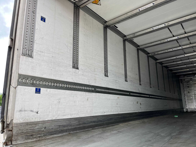 Полуприколка ладилник Schmitz Cargobull SCB S3B: слика 11