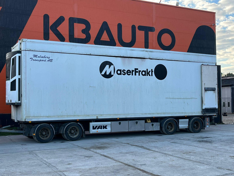 Vak V-4-40 LUMIKKO LT9 / BOX L=10804 mm - Приколка ладилник: слика 1 Vak V-4-40 LUMIKKO LT9 / BOX L=10804 mm - Приколка ладилник: слика 1