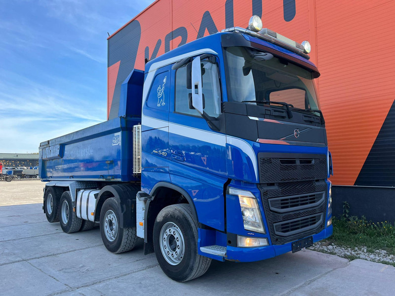 Volvo FH 540 8x4 TANDEM AXLE LIFT / BIG AXLES / BOX L=5712 mm - Кипер: слика 4 Volvo FH 540 8x4 TANDEM AXLE LIFT / BIG AXLES / BOX L=5712 mm - Кипер: слика 4