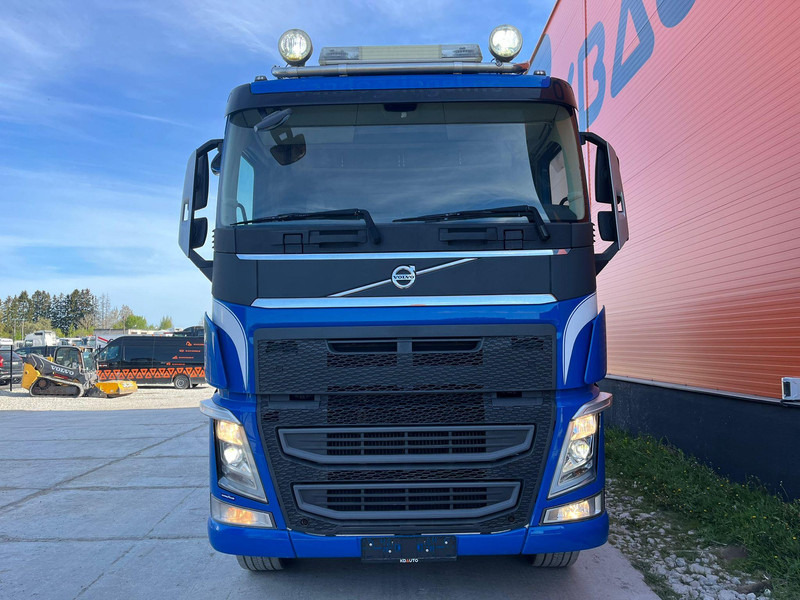 Volvo FH 540 8x4 TANDEM AXLE LIFT / BIG AXLES / BOX L=5712 mm - Кипер: слика 3 Volvo FH 540 8x4 TANDEM AXLE LIFT / BIG AXLES / BOX L=5712 mm - Кипер: слика 3