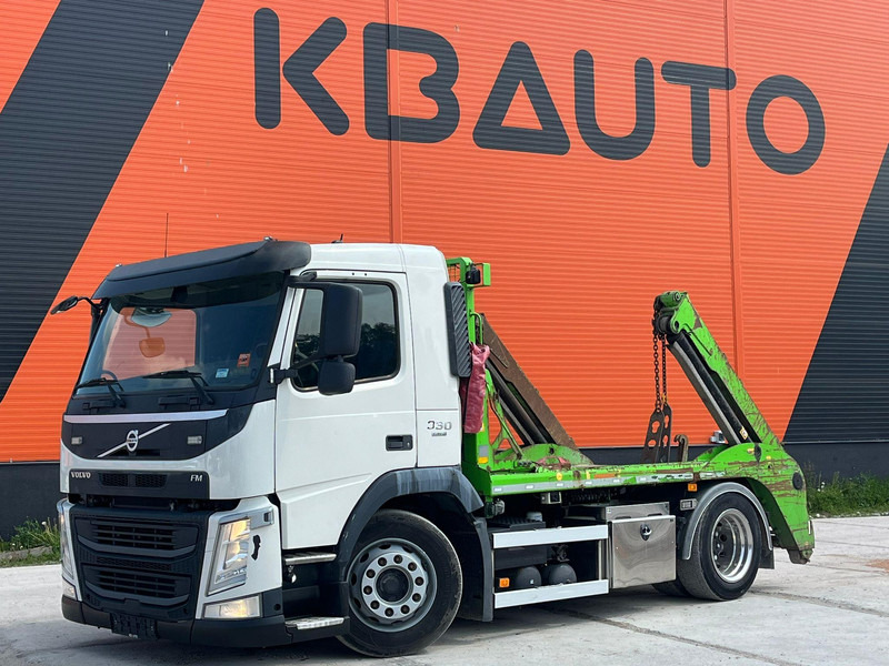 Volvo FM 330 4x2 JOAB TL 8 AO C - Камион за подигање контејнери: слика 1 Volvo FM 330 4x2 JOAB TL 8 AO C - Камион за подигање контејнери: слика 1