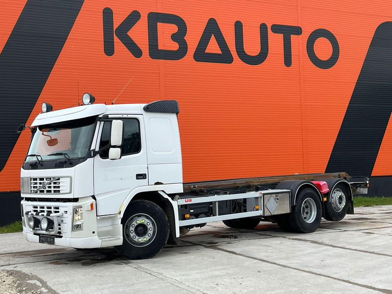 Volvo FM 410 6x2*4 HYDRAULICS / CHASSIS L=6875 mm - Камион со кабинска шасија: слика 1 Volvo FM 410 6x2*4 HYDRAULICS / CHASSIS L=6875 mm - Камион со кабинска шасија: слика 1