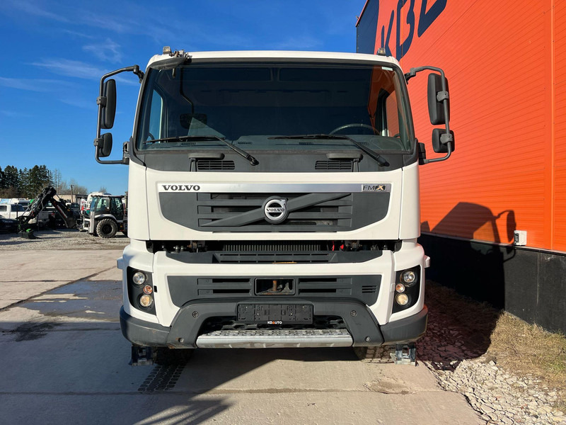 Volvo FMX 420 6x6 KART 7 m3 / MANUAL / FULL STEEL / DRUM BRAKES / BIG AXLES - Камион миксер за бетон: слика 2 Volvo FMX 420 6x6 KART 7 m3 / MANUAL / FULL STEEL / DRUM BRAKES / BIG AXLES - Камион миксер за бетон: слика 2