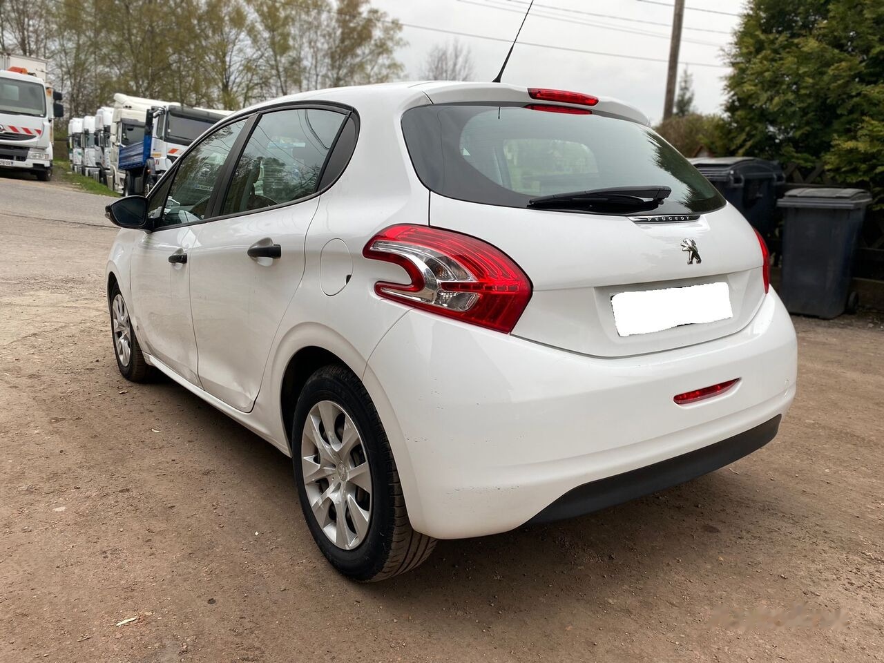 Peugeot 208 - Хечбек: слика 3 Peugeot 208 - Хечбек: слика 3