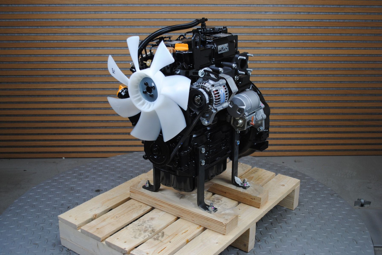 Isuzu 3CB1 *NIEUW* - Мотор: слика 1 Isuzu 3CB1 *NIEUW* - Мотор: слика 1