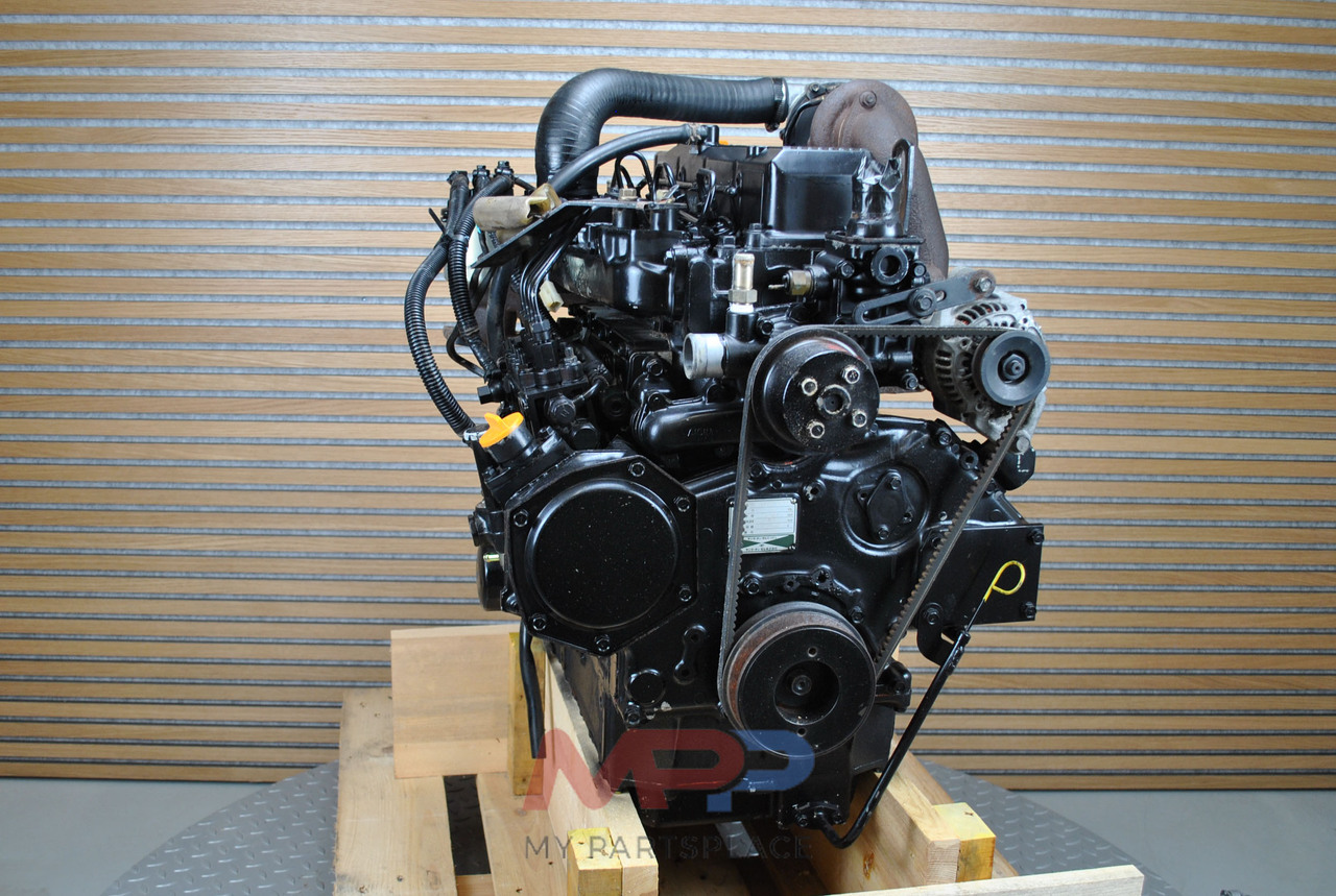YANMAR 4TNE100 / 4TNE100-T - Мотор за Комбајн: слика 4 YANMAR 4TNE100 / 4TNE100-T - Мотор за Комбајн: слика 4