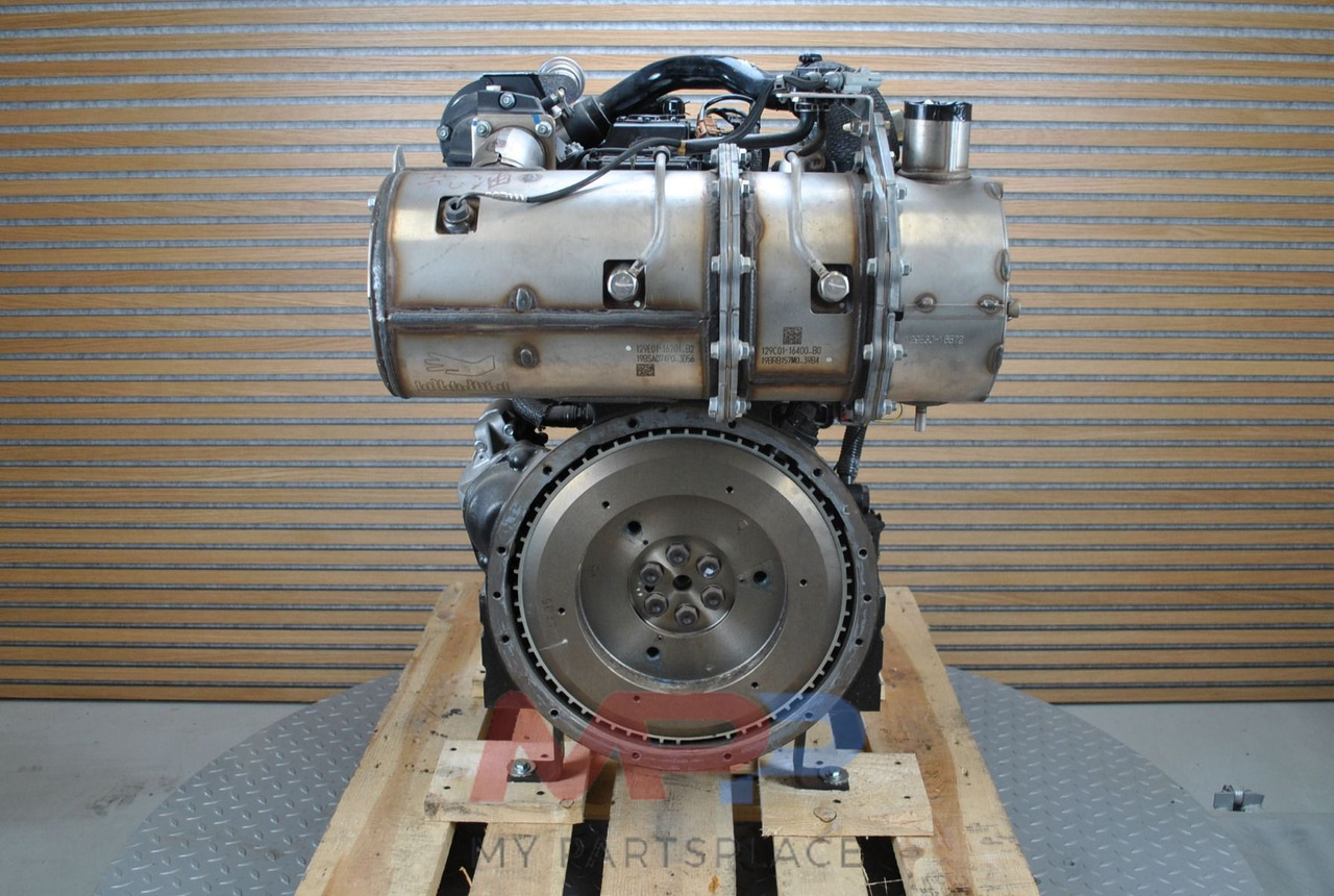 Yanmar Yanmar 4TNV98CT - DEMO - Мотор за Градежна машина: слика 3 Yanmar Yanmar 4TNV98CT - DEMO - Мотор за Градежна машина: слика 3