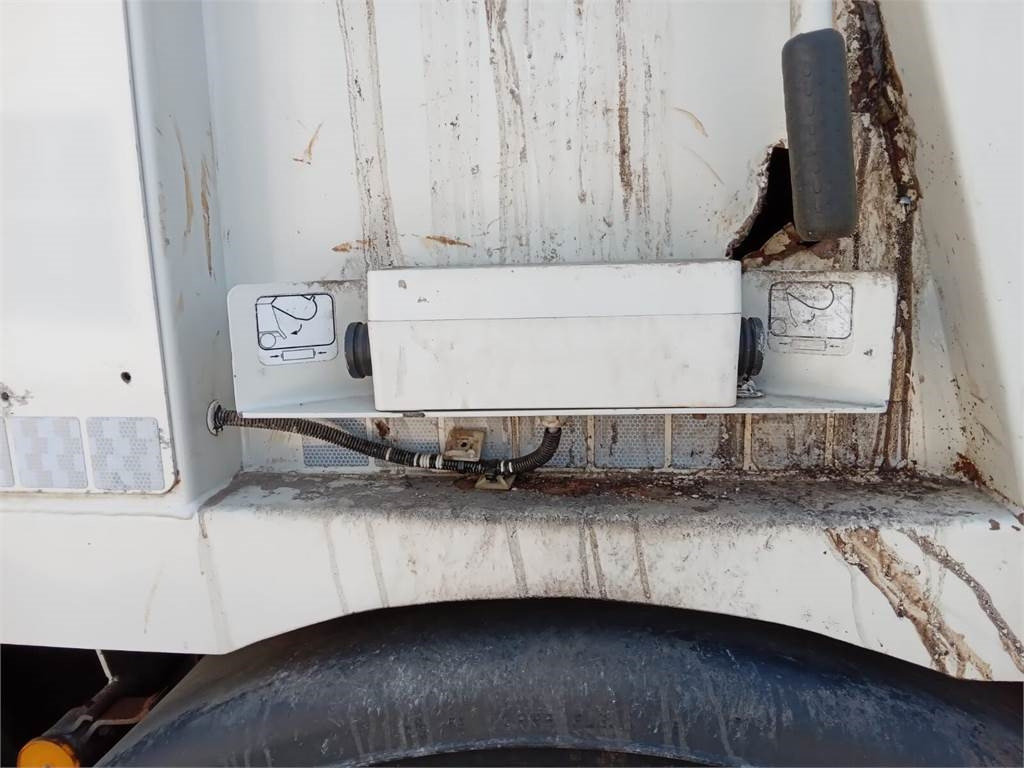 DAF Superstructure garbage truck MOL VDK PUSHER 20m3 - Камион за ѓубре: слика 2 DAF Superstructure garbage truck MOL VDK PUSHER 20m3 - Камион за ѓубре: слика 2