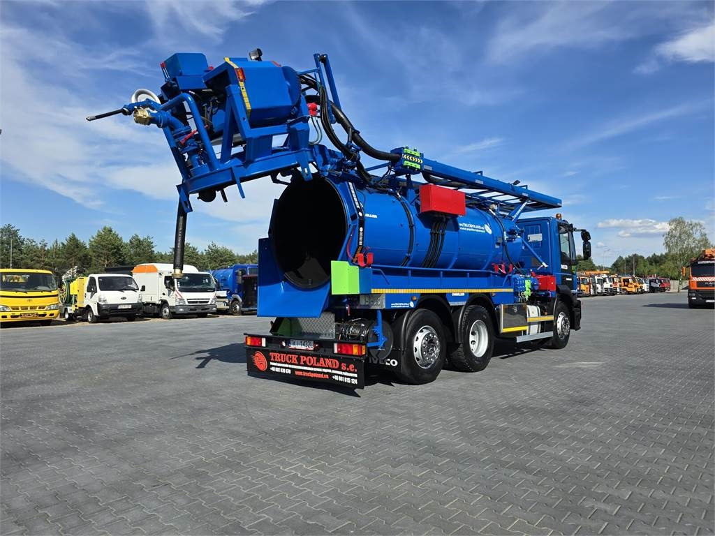 Iveco WUKO MULLER KOMBI FOR CHANNEL CLEANING - Вакуумски камион: слика 1 Iveco WUKO MULLER KOMBI FOR CHANNEL CLEANING - Вакуумски камион: слика 1