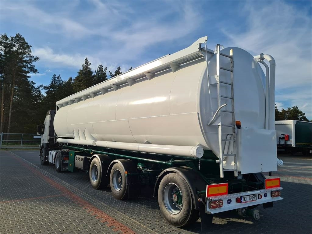 Lambrecht with suction WELGRO fodder, flour, wheat - Полуприколка цистерна: слика 2 Lambrecht with suction WELGRO fodder, flour, wheat - Полуприколка цистерна: слика 2
