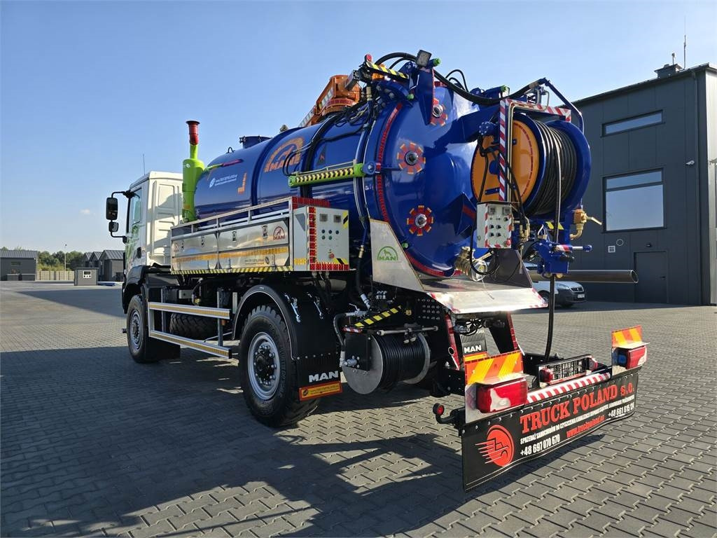 Вакуумски камион MAN TGM 4x4 GAMON PW8 for collecting liquid waste sepa: слика 5 Вакуумски камион MAN TGM 4x4 GAMON PW8 for collecting liquid waste sepa: слика 5