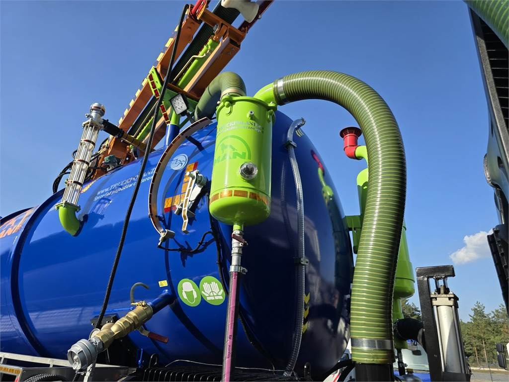 Вакуумски камион MAN TGM 4x4 GAMON PW8 for collecting liquid waste sepa: слика 28 Вакуумски камион MAN TGM 4x4 GAMON PW8 for collecting liquid waste sepa: слика 28