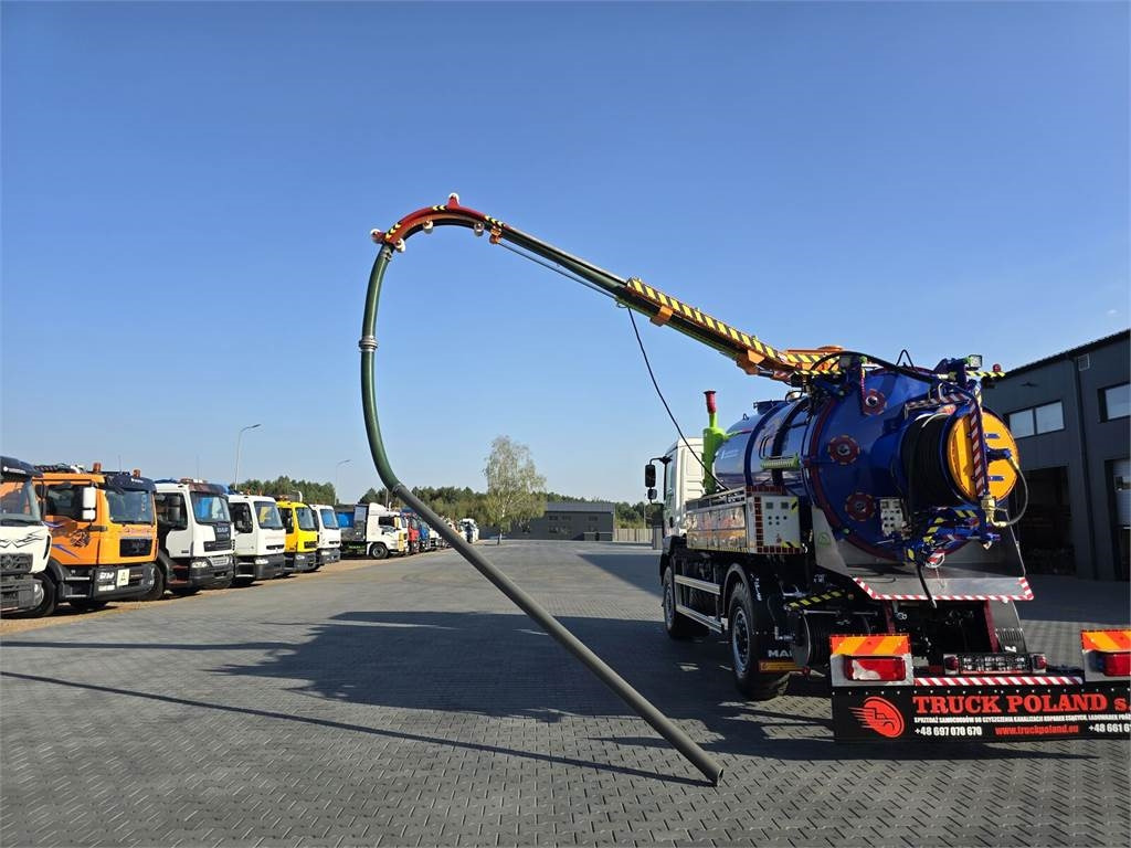 Вакуумски камион MAN TGM 4x4 GAMON PW8 for collecting liquid waste sepa: слика 33 Вакуумски камион MAN TGM 4x4 GAMON PW8 for collecting liquid waste sepa: слика 33