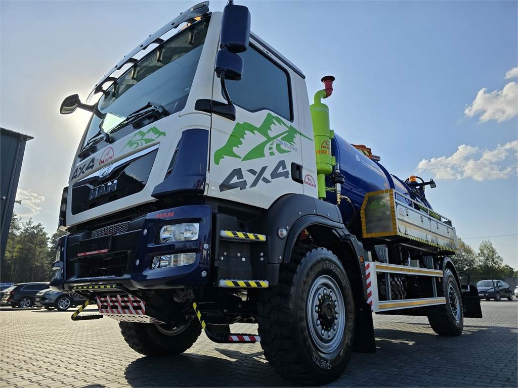 Вакуумски камион MAN TGM 4x4 GAMON PW8 for collecting liquid waste sepa: слика 10 Вакуумски камион MAN TGM 4x4 GAMON PW8 for collecting liquid waste sepa: слика 10