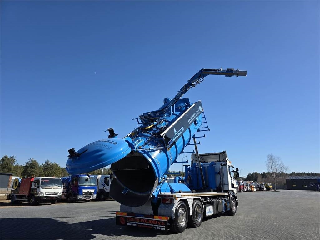 Scania Larsen FlexVac 311 Vacuum suction loader  - Багер: слика 1 Scania Larsen FlexVac 311 Vacuum suction loader  - Багер: слика 1