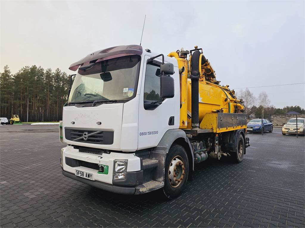 Volvo FULLER TANKERS 2008 WUKO for collecting liquid was - Вакуумски камион: слика 3 Volvo FULLER TANKERS 2008 WUKO for collecting liquid was - Вакуумски камион: слика 3