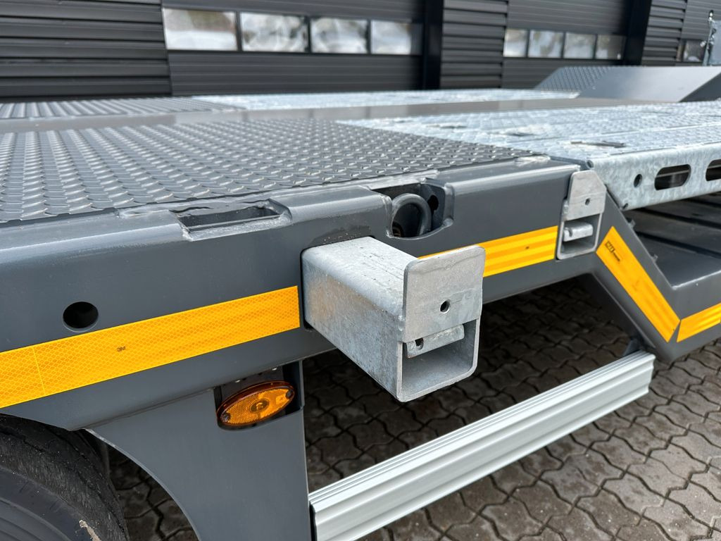 Faymonville Maxtrailer MAX 600 Anhänger / Radmulden Faymonville Maxtrailer MAX 600 Anhänger / Radmulden - Полуприколка за низок утовар: слика 3 Faymonville Maxtrailer MAX 600 Anhänger / Radmulden Faymonville Maxtrailer MAX 600 Anhänger / Radmulden - Полуприколка за низок утовар: слика 3