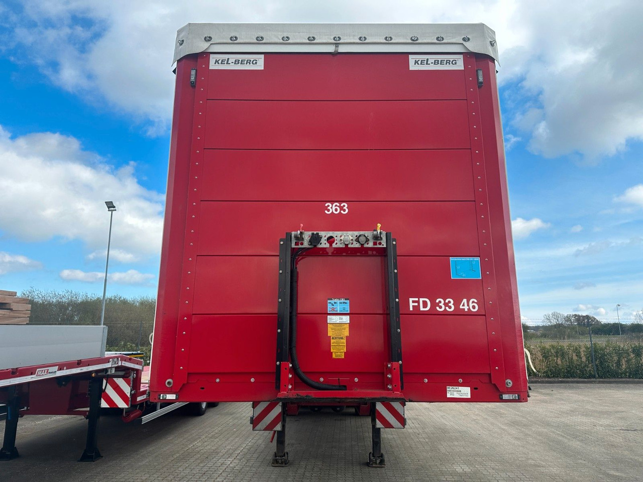 Kel-Berg 3 achs D600V/XL - Полуприколка со церада: слика 2 Kel-Berg 3 achs D600V/XL - Полуприколка со церада: слика 2