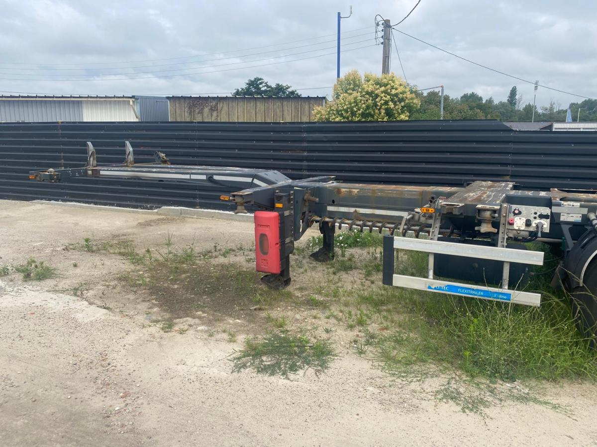 DTEC FLEXITRAILER - Транспортер на контејнер/ Полуприколка со променливо тело: слика 3 DTEC FLEXITRAILER - Транспортер на контејнер/ Полуприколка со променливо тело: слика 3
