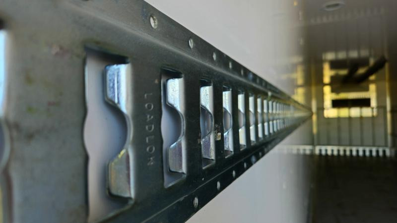 Lamberet /Chereau/ Schmitz (Location / Rent) - Полуприколка ладилник: слика 5 Lamberet /Chereau/ Schmitz (Location / Rent) - Полуприколка ладилник: слика 5