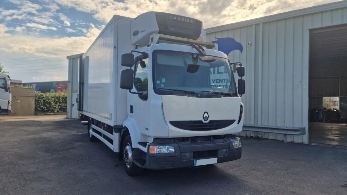 Renault Midlum 220 DXI - Камион ладилник: слика 1 Renault Midlum 220 DXI - Камион ладилник: слика 1
