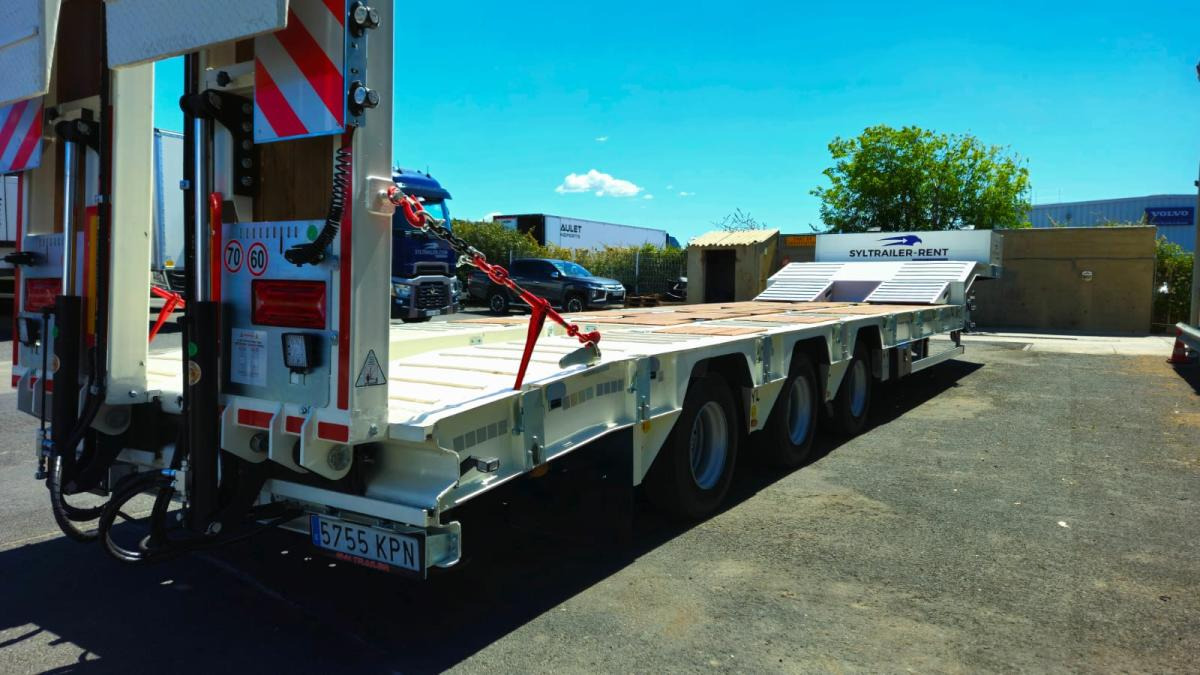 Syltrailer SYL (Location / Rent) F3W1L1B - Полуприколка за низок утовар: слика 5 Syltrailer SYL (Location / Rent) F3W1L1B - Полуприколка за низок утовар: слика 5