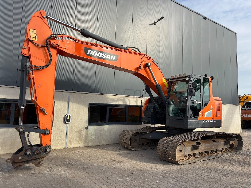 Doosan DX 235 LCR-5 - DX235 - DX235LCR - 235 - Багер гасеничар: слика 1 Doosan DX 235 LCR-5 - DX235 - DX235LCR - 235 - Багер гасеничар: слика 1