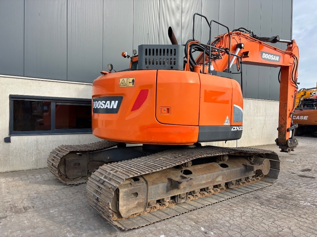 Doosan DX 235 LCR-5 - DX235 - DX235LCR - 235 - Багер гасеничар: слика 5 Doosan DX 235 LCR-5 - DX235 - DX235LCR - 235 - Багер гасеничар: слика 5