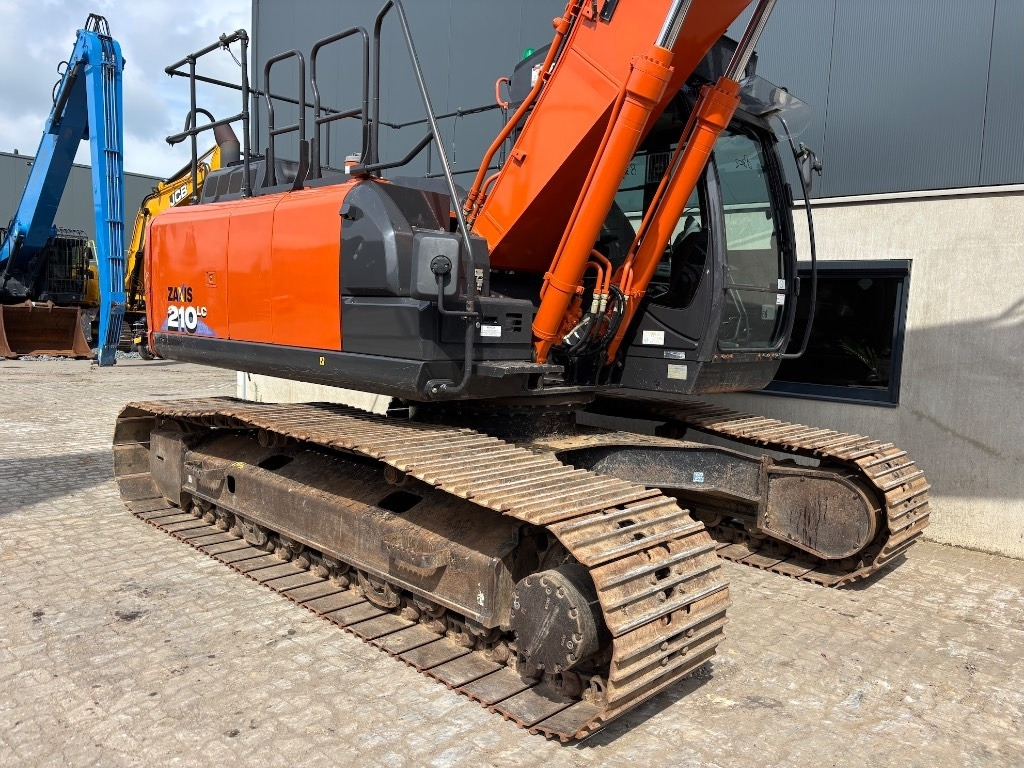 Багер гасеничар Hitachi ZX 210 LC-6: слика 9