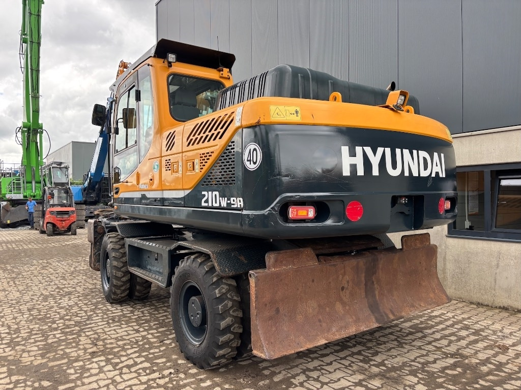 Hyundai Robex 210 W-9 A - 210 W - 200 W - 180 W  - Багер на тркала: слика 3 Hyundai Robex 210 W-9 A - 210 W - 200 W - 180 W  - Багер на тркала: слика 3