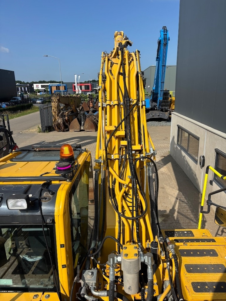 Багер гасеничар Komatsu HB 215LC-3 HB 215 - PC 210 - PC210LC-11: слика 30