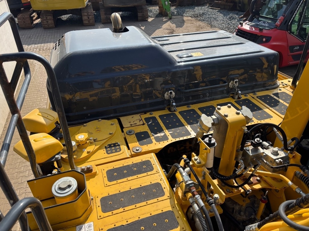 Багер гасеничар Komatsu HB 215LC-3 HB 215 - PC 210 - PC210LC-11: слика 27