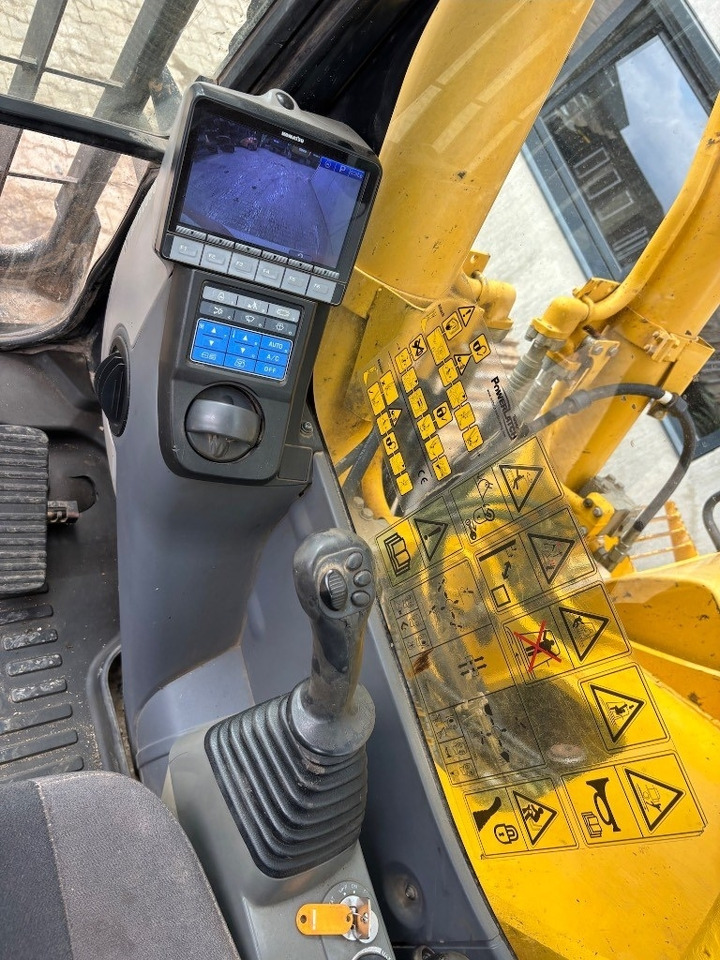 Багер гасеничар Komatsu PC 360 LC-10: слика 16