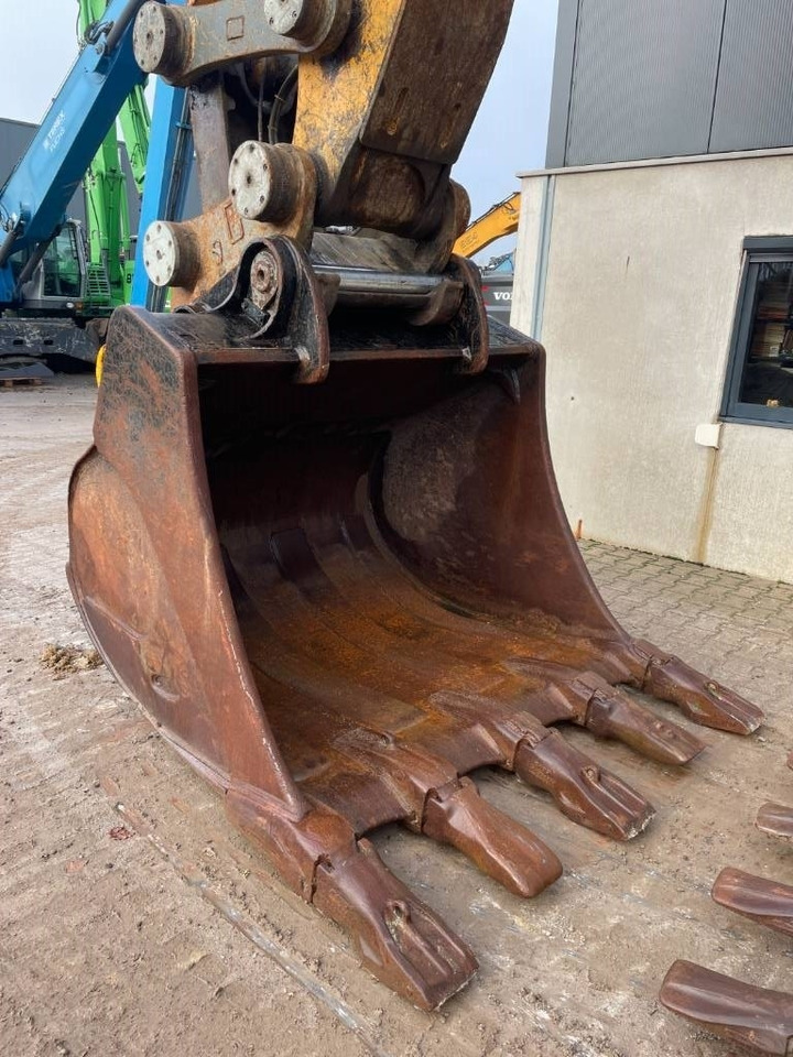 Багер за уривање Liebherr R 954 C HDV -- 28 mtr -- High Reach Demolition: слика 48